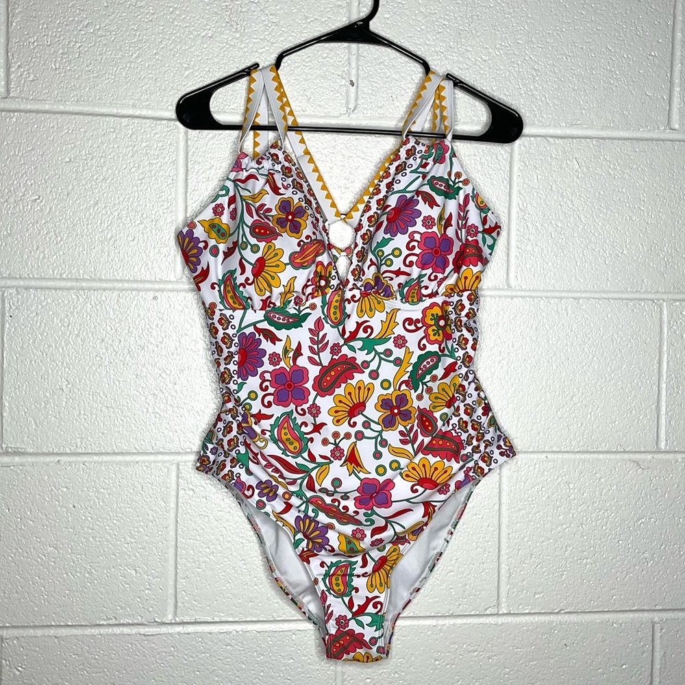 < Vibrant Floral One Piece Swimsuit Size XL > - Picture 2 of 5